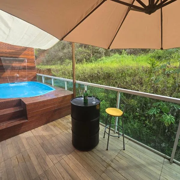 Apartamento com vista para piscina, hotel in Cataguases