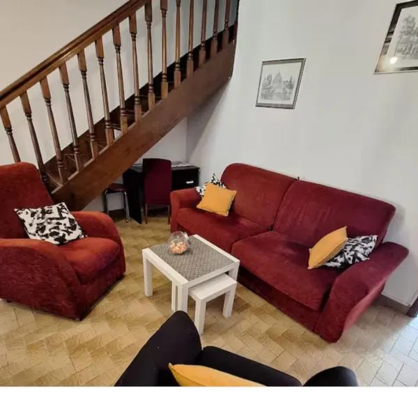 Notre chez nous pour vous, hotel em Fourchambault