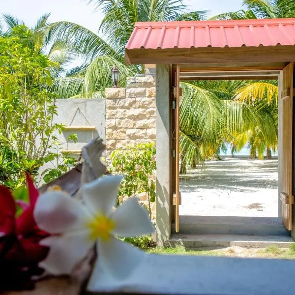 Cerulean View Residence, hotel em Hanimaadhoo