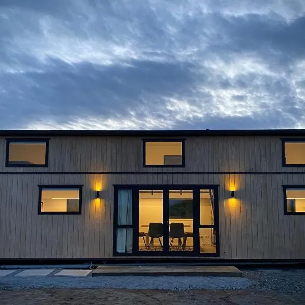 Seaspray Cabin, hotel v destinaci Hinahina