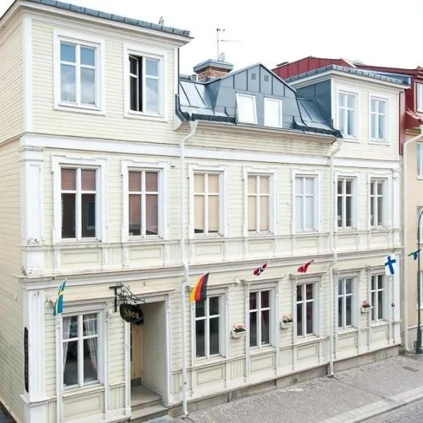 Pensionat Svea – hotel w mieście Lit