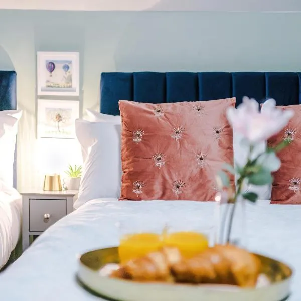 Victoria Park Studio 9 - Free Parking, WiFi, Near Train Station, Free Netflix, Prime & DisneyPlus, hotel v mestu Leamington Spa