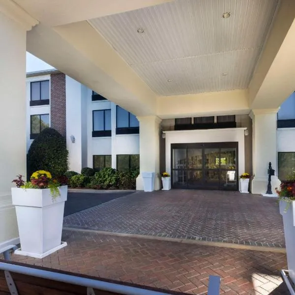 Comfort Inn & Suites Dahlonega University Area, hotel v destinaci Dahlonega