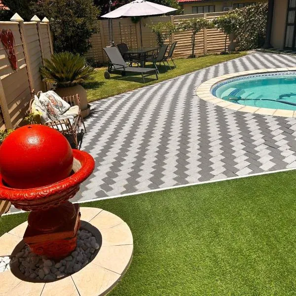 BUTRIN GUEST HOUSE, hotel v destinaci Welkom