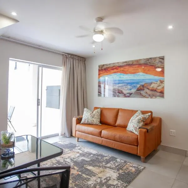 Apartment 60 A & B - 1 On York, hotel in George
