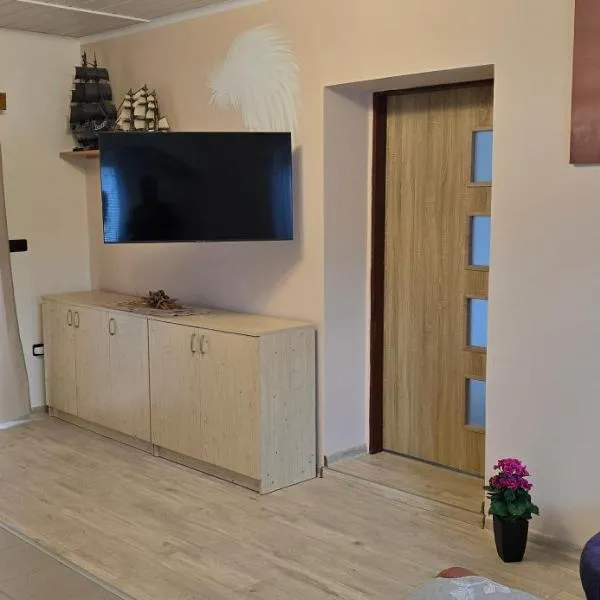 Apartmán v centru Království sov, hôtel à Králíky