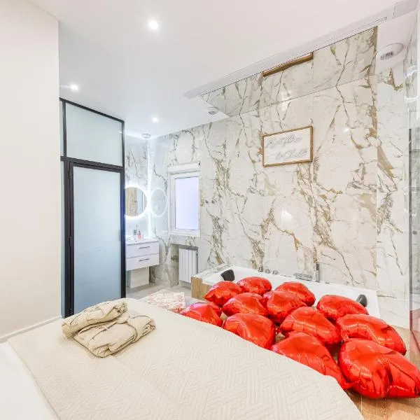 Netflix & Bubbles, hotel in Clichy
