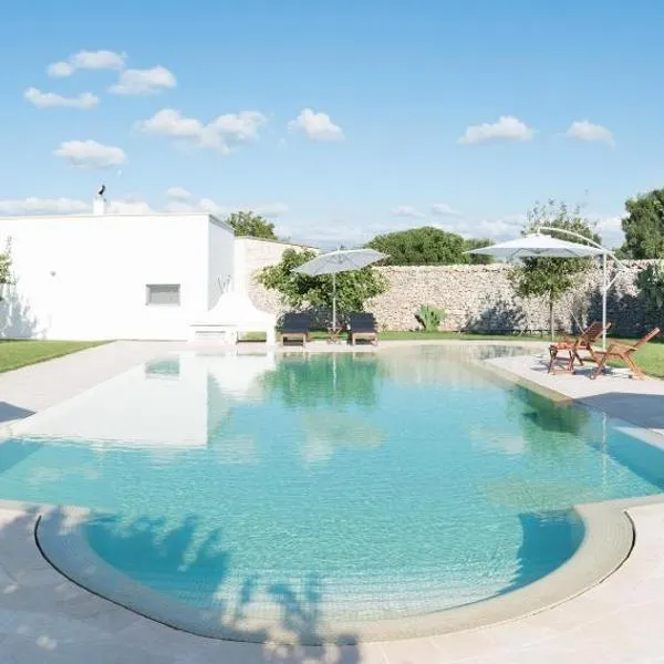 Masseria Il Mandorlo Fiorito con piscina