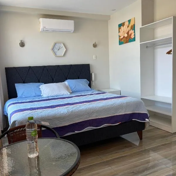Paris Senlis Hostel Plus, hotel in Chimbote