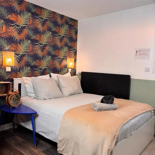 Cosy Home Next To Disneyland & Train、トルシーのホテル