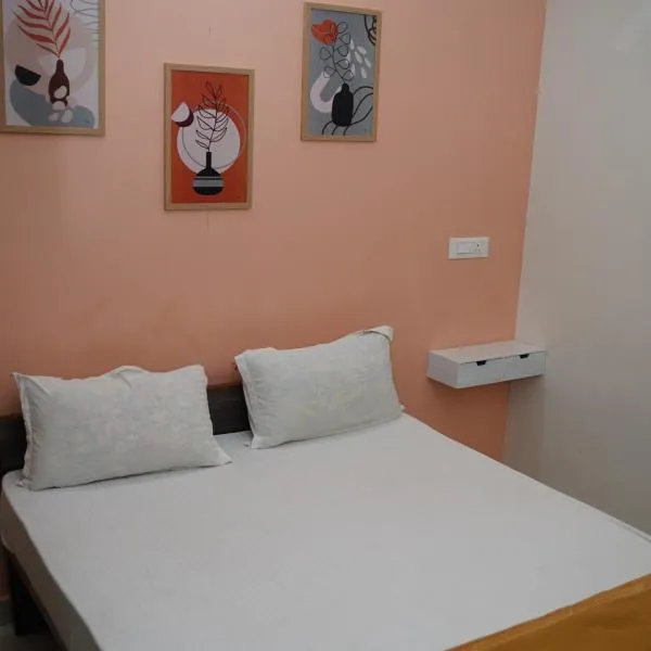 티루치치라팔리에 위치한 호텔 ALAYA ROOMS