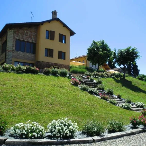 Ca' Villa Club Agriturismo, hotell i Palazzolo Vercellese