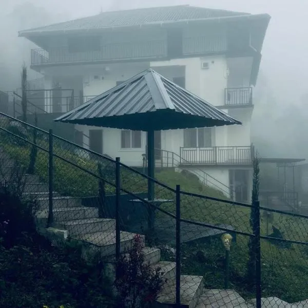 Misty Cloud, hotel in Devikolam