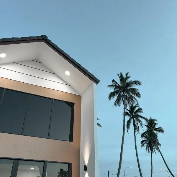 Eastcape by The White Sands Homestay, hotel in Pekan