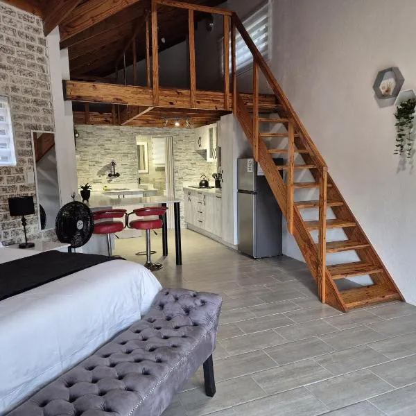 Edel's Nest Nelspruit, hotel in Mataffin
