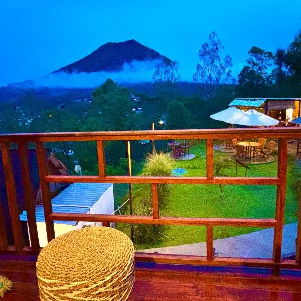 Bali Cottages Lake View, hotel v destinaci Kintamani