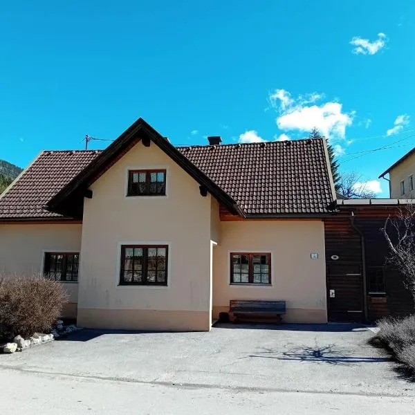 Haus in den Bergen! Österreichs Dorfperle, hotel v destinaci Bad Bleiberg