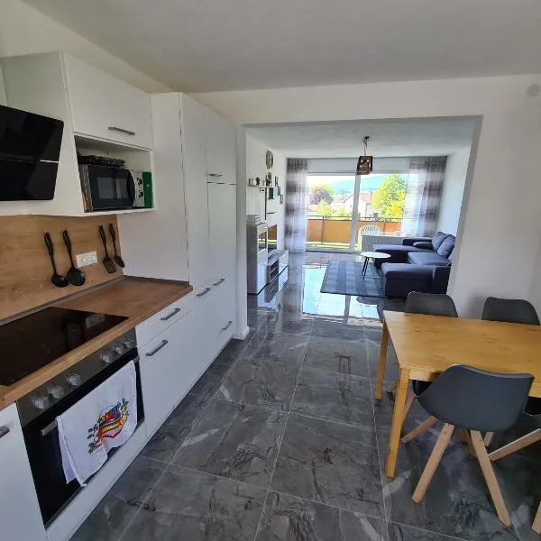 große moderne Unterkunft in Wunsiedel, hotel v destinaci Wunsiedel