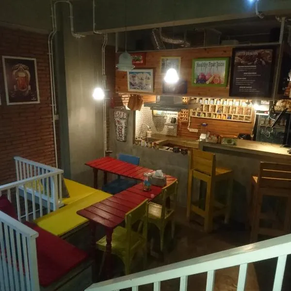 Shelter Hostel Malang、マランのホテル