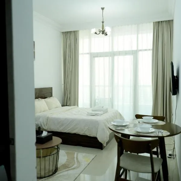 Cozy Private Studio -Near Beach -City View -Downtown Sharjah - Pool & Gym, hotel u Šardži
