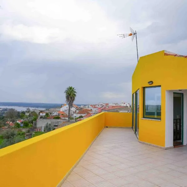 Lake View House _ Montargil, ξενοδοχείο σε Montargil