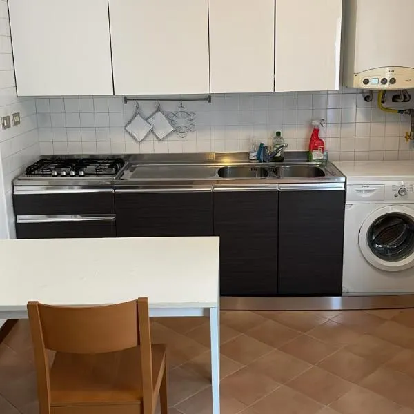 Appartamento zona fiera Treviso, hotel in Treviso