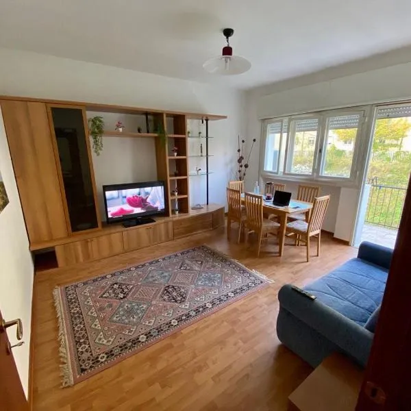 Casa Cavour - vicino Tarvisio e Nassfeld, hotell sihtkohas Pontebba