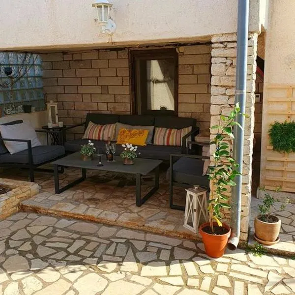 Appartement Leo, hotel v Medulinu