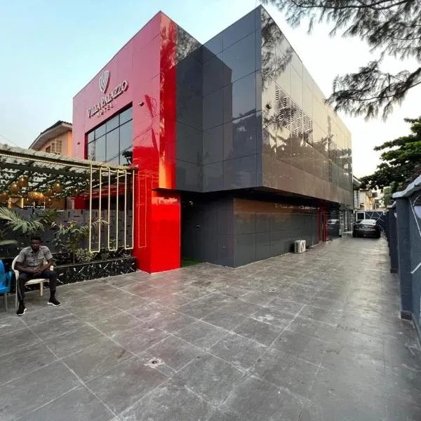 Villa Palazzo Hotel 2, hotel v destinaci Ikeja