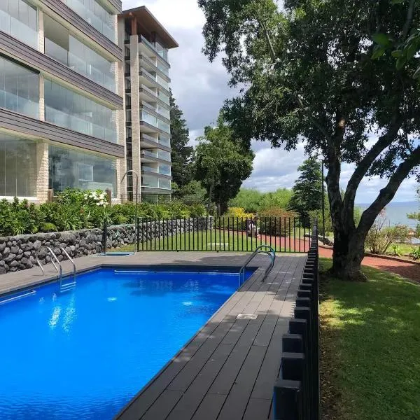 Pinares Vista Lago, hotel v destinaci Pucón