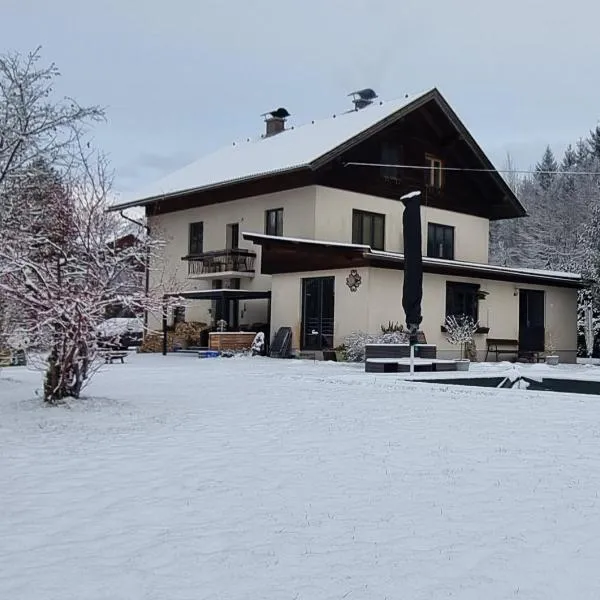 Landhaus Nikki, hotel in Gmünd in Kärnten
