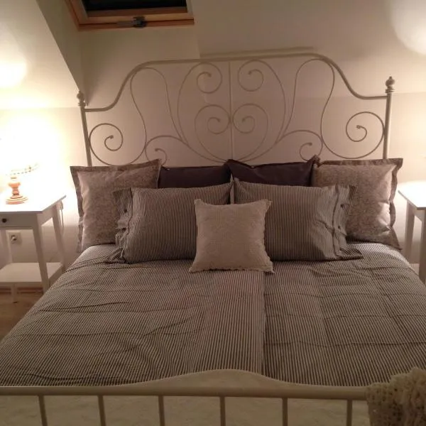 Premium "Vintage" Apartment, hotel v destinaci Zalaszentmihály