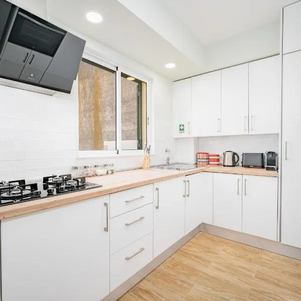 Madeira Dreams, hotel in Caniço