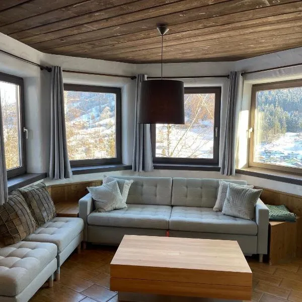 Apartment Ivy, Mountain view、カプルーンのホテル