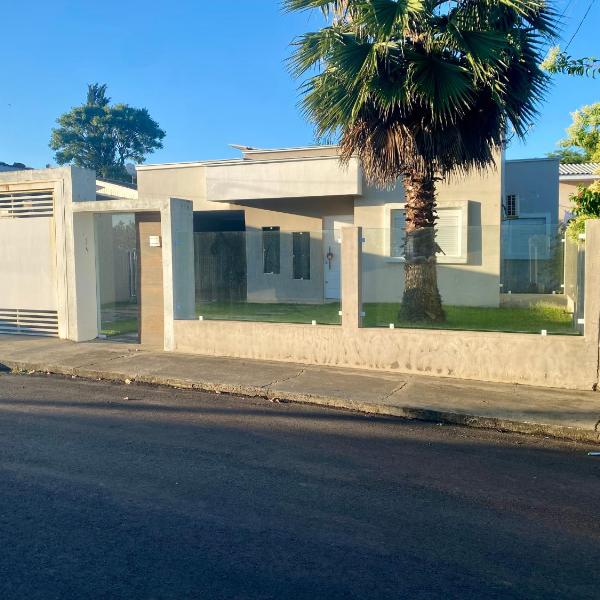 Casa térrea para família no centro de Ametista!