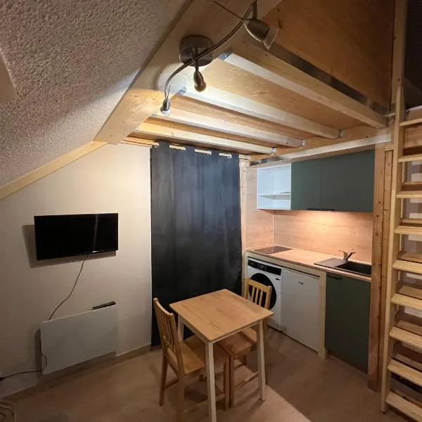 Studio La Muzelle Bourg d'Oisans, hotel in Le Bourg-dʼOisans