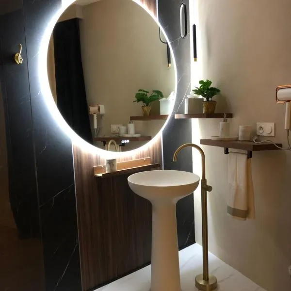 L'URBANA Rooms, hotel v destinaci Noyelles-Godault