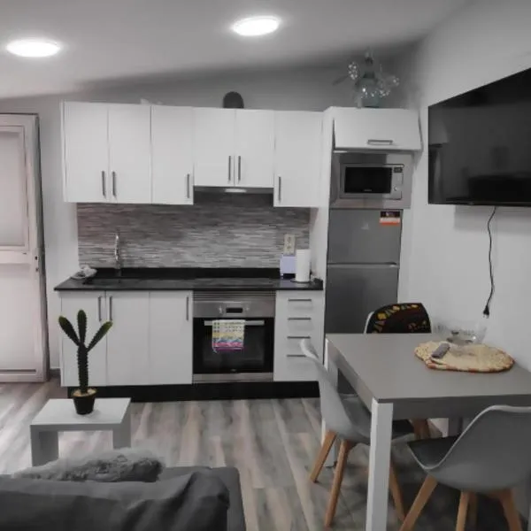 Apartamento con patio cerca de la playa, hotel Bueuban