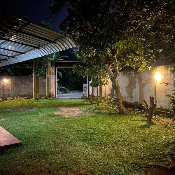 NimSri Villa by Prazzventures, hotel v Mirisse (jih)