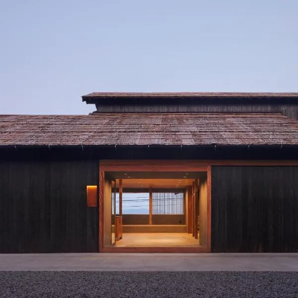GOTO island ROKGOUTEI五島列島福江島のモダンな一棟貸ヴィラ, hotel v Goto