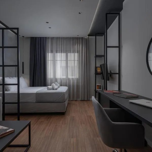 Hebrard Industrial Suites, hotel v Soluni