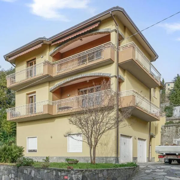 Stunning Apartment In Fosdinovo、フォズディノーヴォのホテル