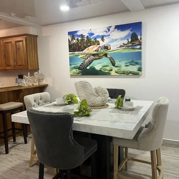 Crusoe Escape Villa, hotel in Crown Point