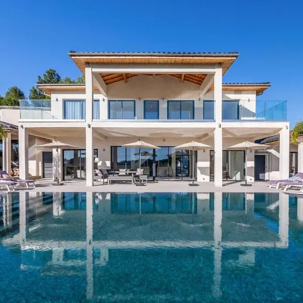 Royal Tiki Lodges - Maison d'hôtes avec piscine chauffée - Chambres ou Villa entière - Villa SCL, hotel v destinaci Plaissan
