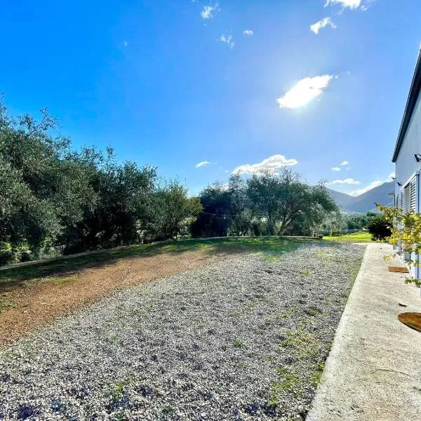 Sunny Hill, hotel in Jerzu