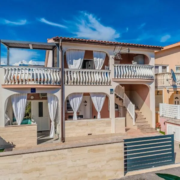 Apartments Em-Da, hotel u gradu Vir