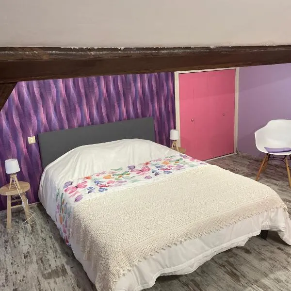 Le relais du lavoir, hotel v destinaci Norrois