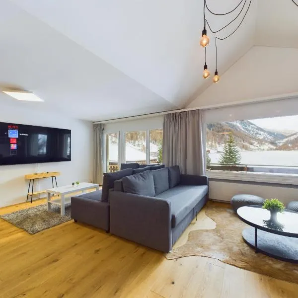 Mountain Majesty Apartment with Stunning Views, hotel v destinaci Täsch