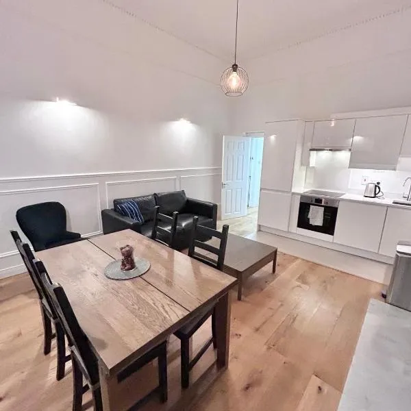 2 bed Apartment in City Centre, hotel in Dublin