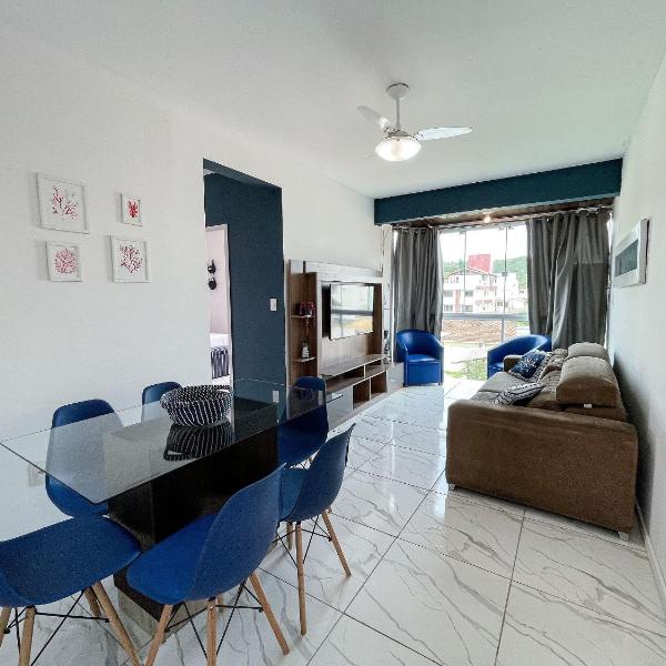 Apê Completo, A/C, Wi-Fi | 300m Praia Canasvieiras